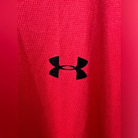 Under Armour Men's 2 shirt
Bundle (Red + Purple) | Size Large - Picture 2 of 9
